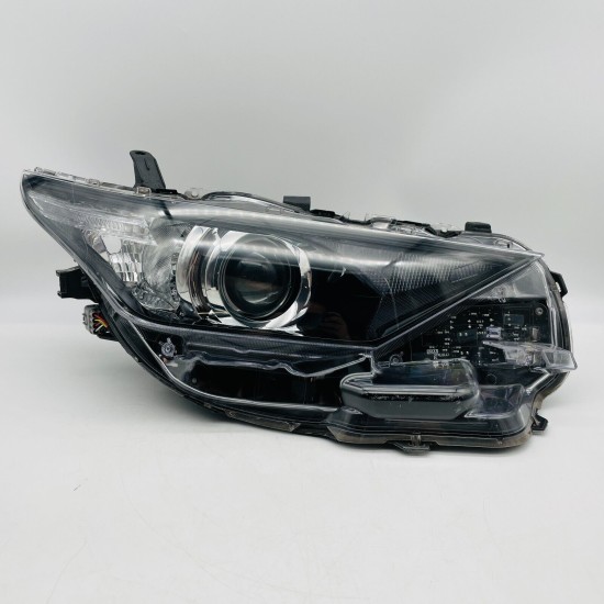 Toyota Auris Right Driver Side Headlight 2015 - 2018 [l369]