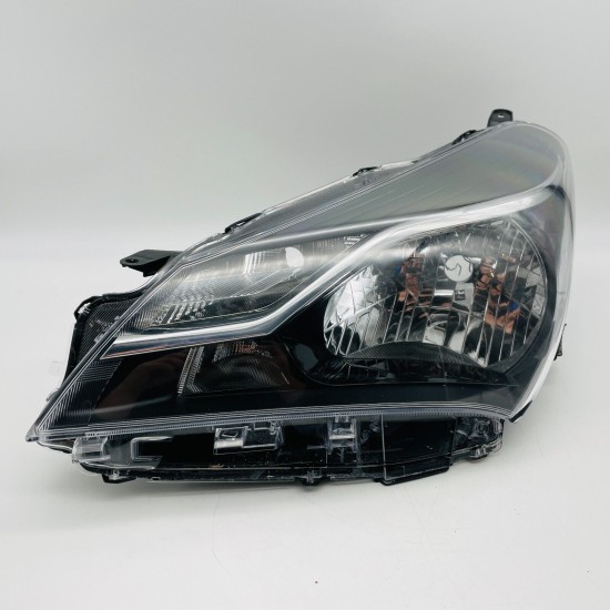 Toyota Yaris Left Nearside Passenger Headlight 2017 - 2020 [l395]