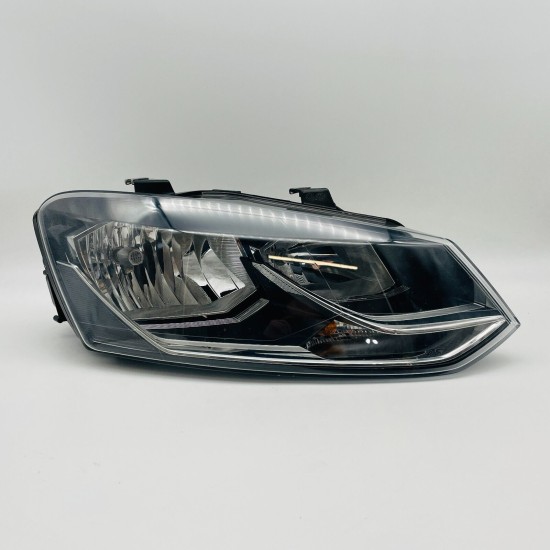 VW Polo Mk5 Right Driver Side Headlight 2014 - 2018 [l16]